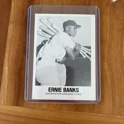 Ernie Banks Baseball Card