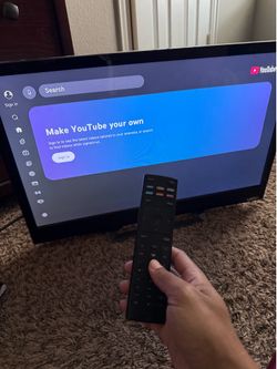 VIZIO TV 24”