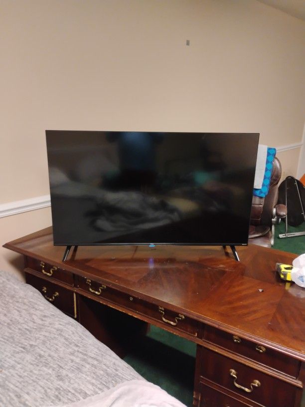 TCL 44 Inch HDtv