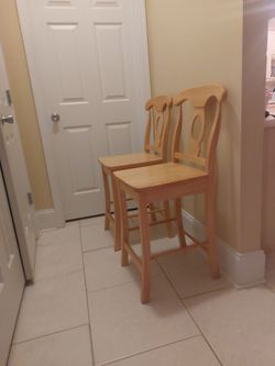 Bar stools/ chairs