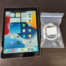Apple iPad 6 - Wifi - Like New