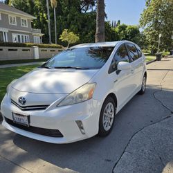 2012 Toyota Prius V