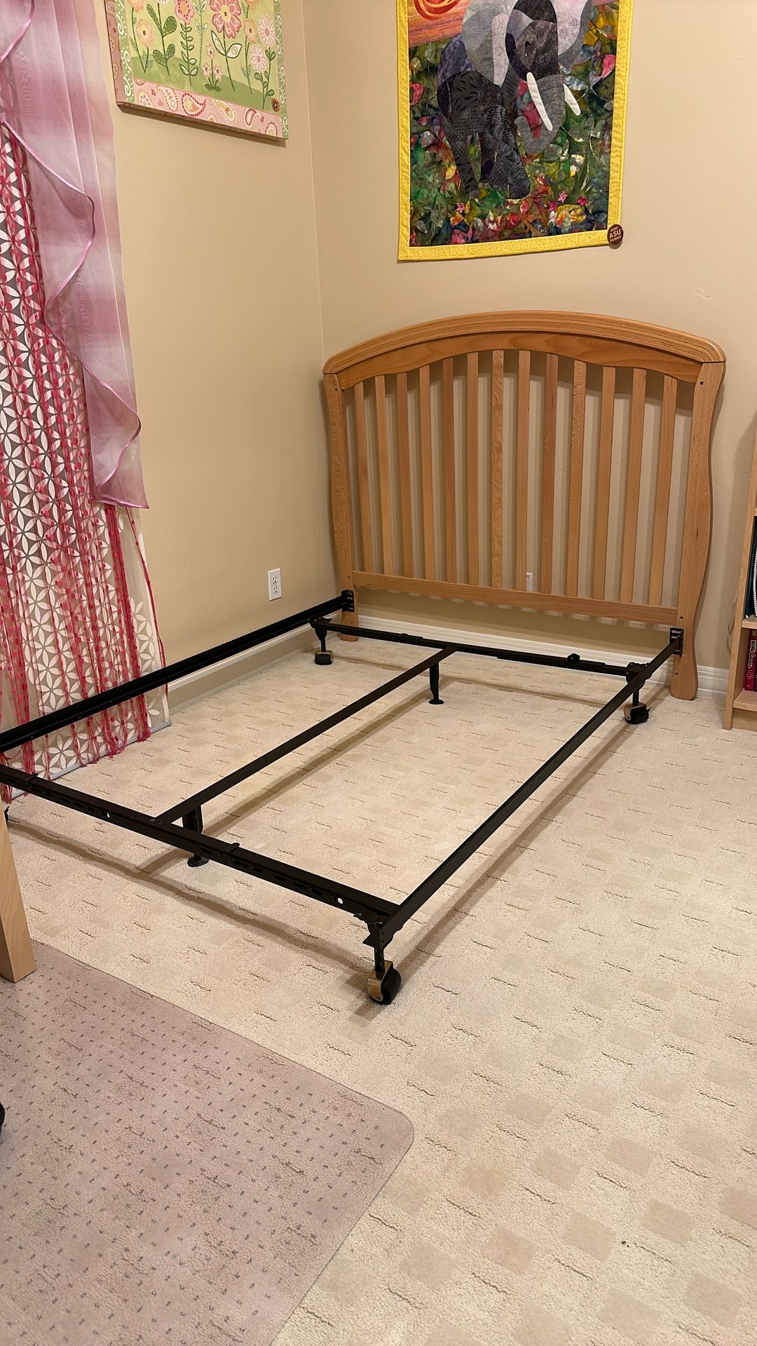Full Bed Frame With Head Board 