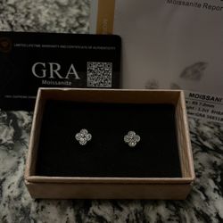Moissanite Clover Earrings 