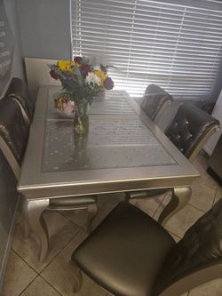 Table plus stand