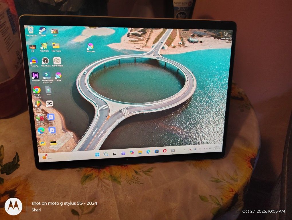 Microsoft Surface Pro 8-13" Touchscreen - Intel Core