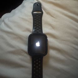 Apple Watch Series 5 Nike Edition 44mm Space Gray