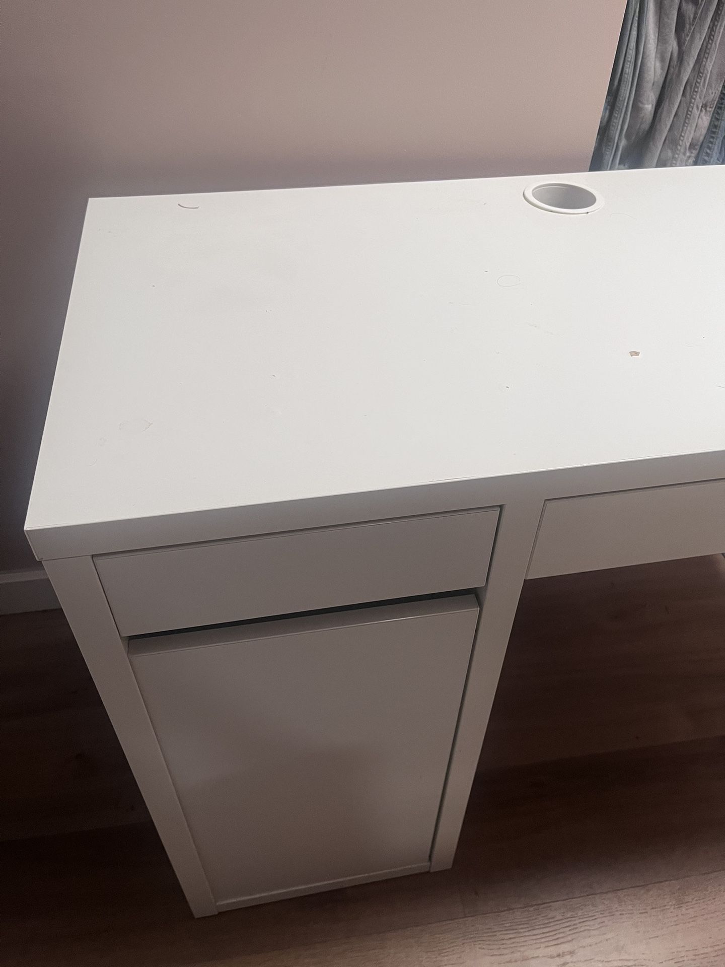 Used White Desktop