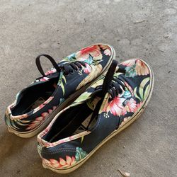 Women’s Floral Vans Shoes 