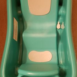 The First Years Sure Comfort Newborn to Toddler Tub


