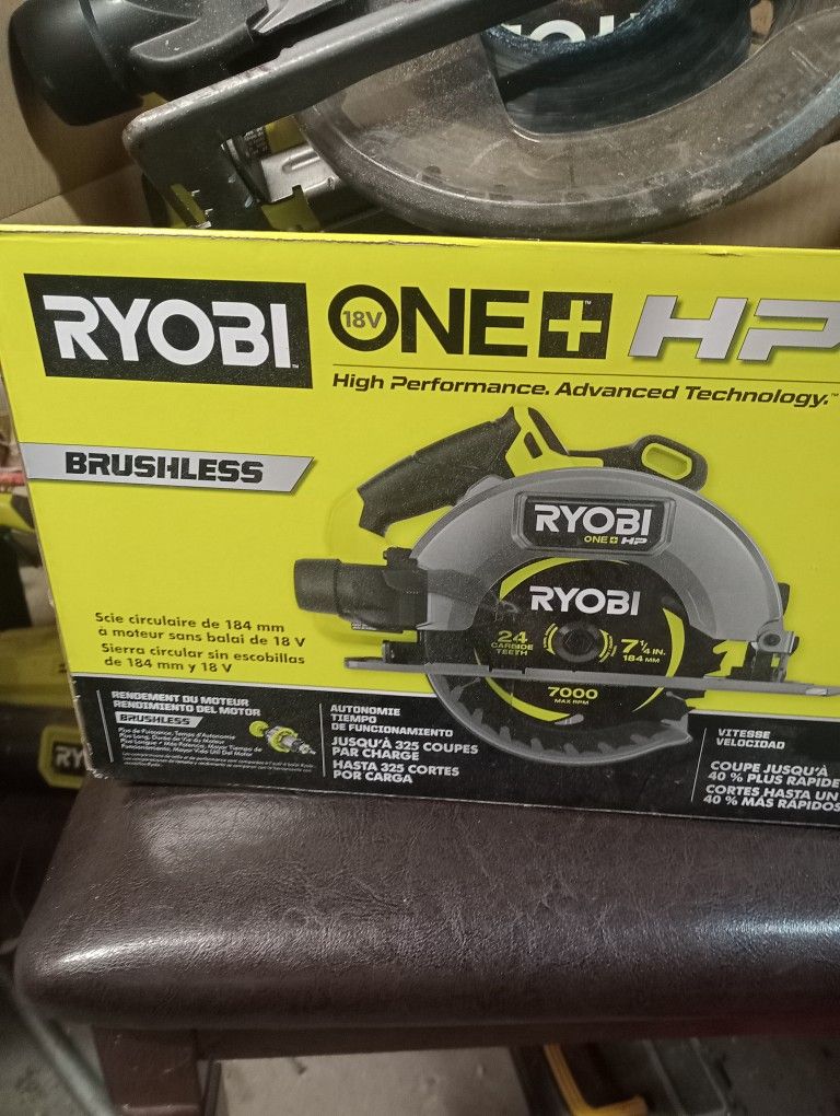 Ryobi Brushless Skill Saw 7 1/4