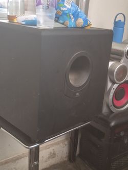 Like new JBL subwoofer