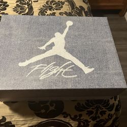 Jordan 4 