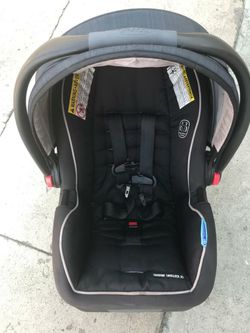 Graco Car Seat With Base