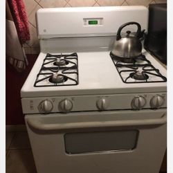 Kitchen Stove 