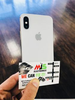 IPHONE X 64GB UNLOCKED