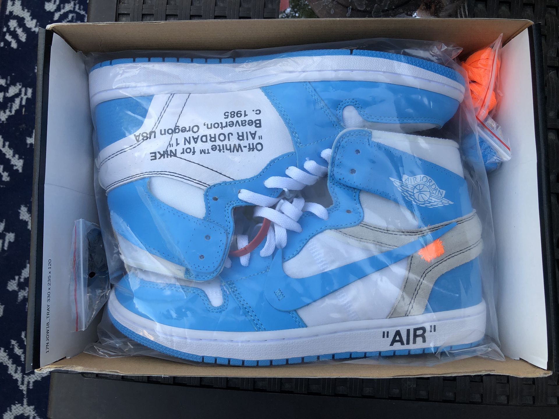 Off White Jordan 1 UNC (UA) for Sale in Los Angeles, CA - OfferUp