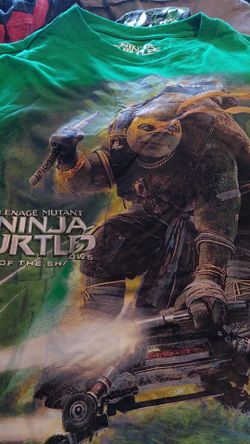 Size 10/12 ninja turtles shirt