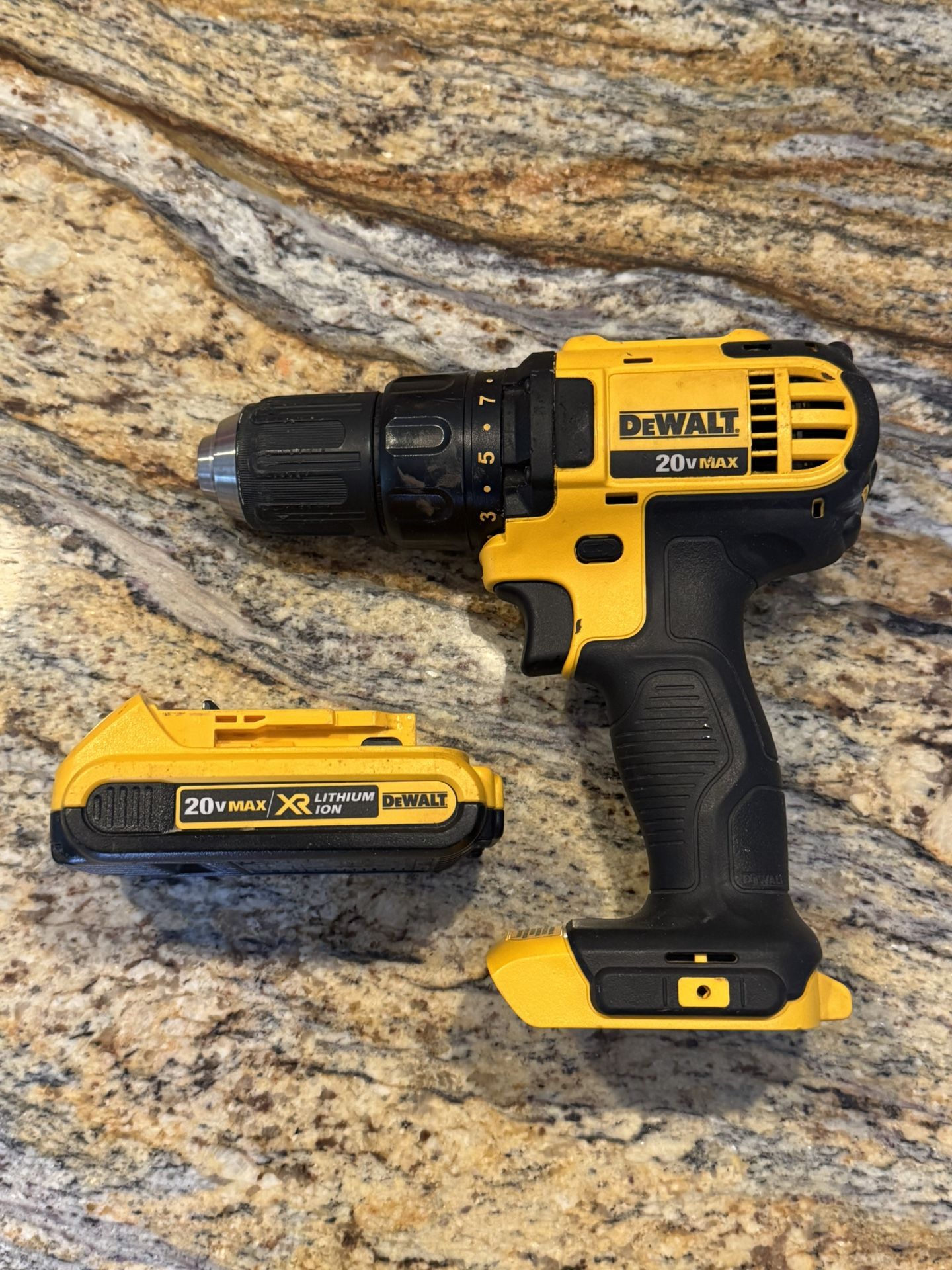 DeWalt 20v Max Drill With Battery