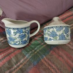 Designed in the USA by pfaltzgraff set of 2 30 dollars