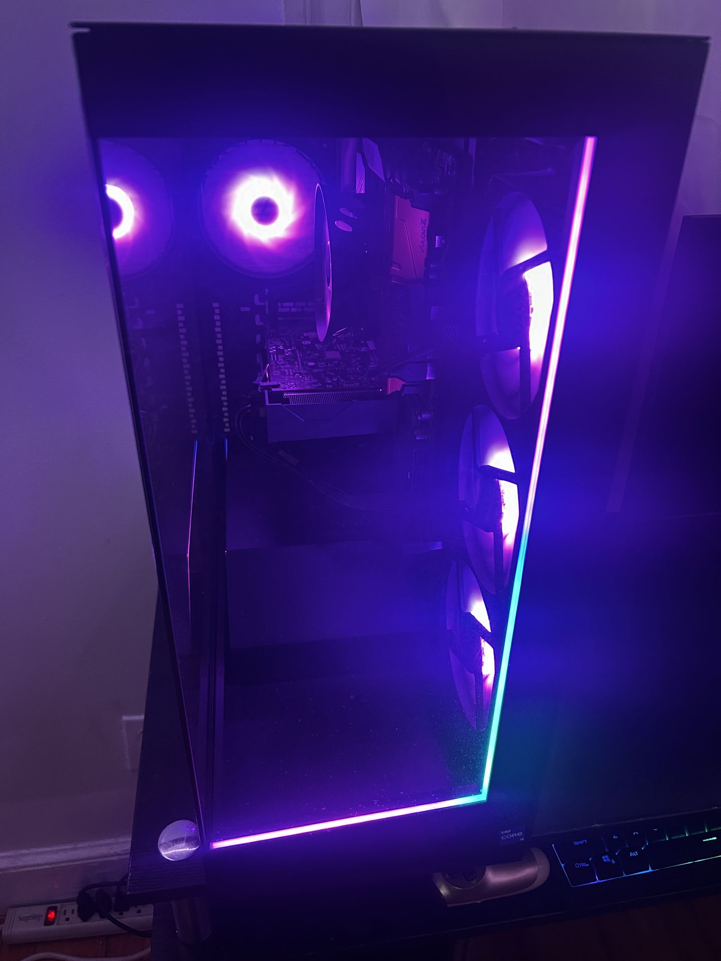 CyberPowerPC - Gaming Desktop - AMD Ryzen 5 5500 - AMD Radeon RX 6500 XT 4GB - 16GB Memory - 1TB