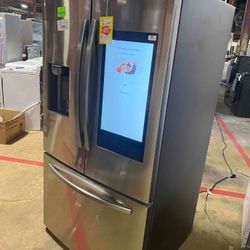 SAMSUNG RF27TSR Family Hub 26.5-cu ft Refrigerator  59