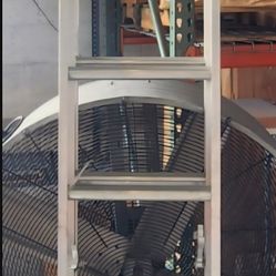 Escalera Nueva Excelente Estado