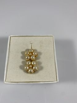 New Old Stock Avon Pearl Earrings Studs