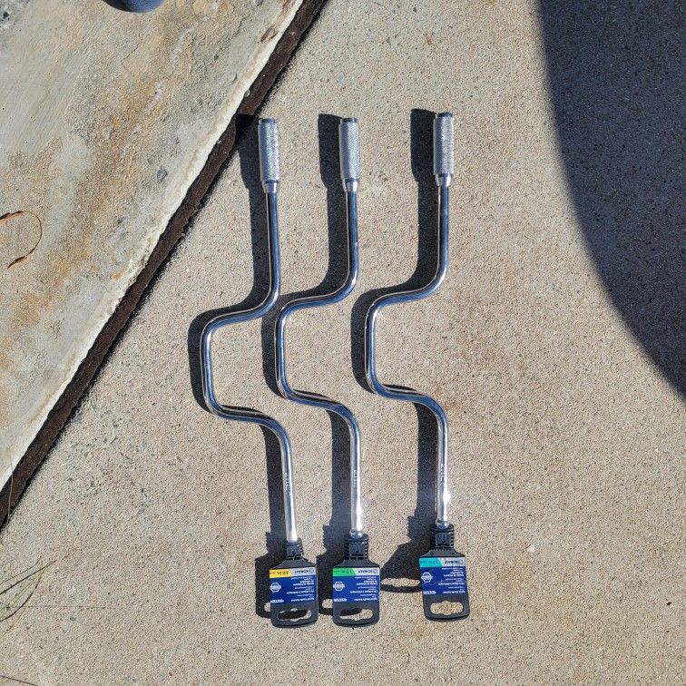 Speed Handle Ratchet.. Wrench 3 for $10