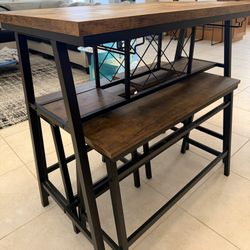 4 Piece Rectangular Dining Table Set with Wine Rack