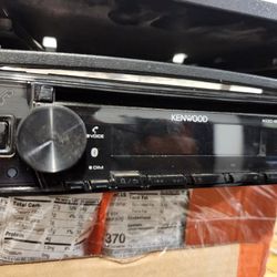 Kenwood Bluetooth Radio 