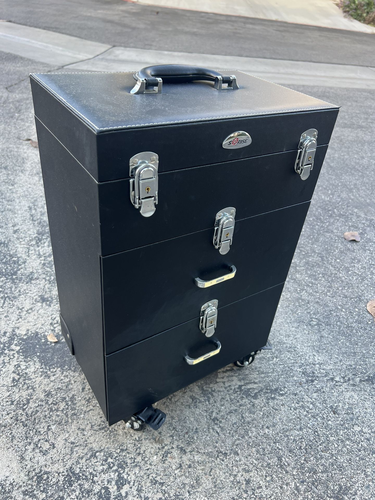 Heavy Duty Cosmetic Case w Drawers
