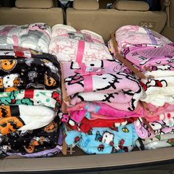 Hello Kitty Throw/Blankets For Sale