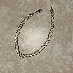 14 K fargo Chain Bracelet 