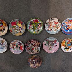 Disney Christmas plates