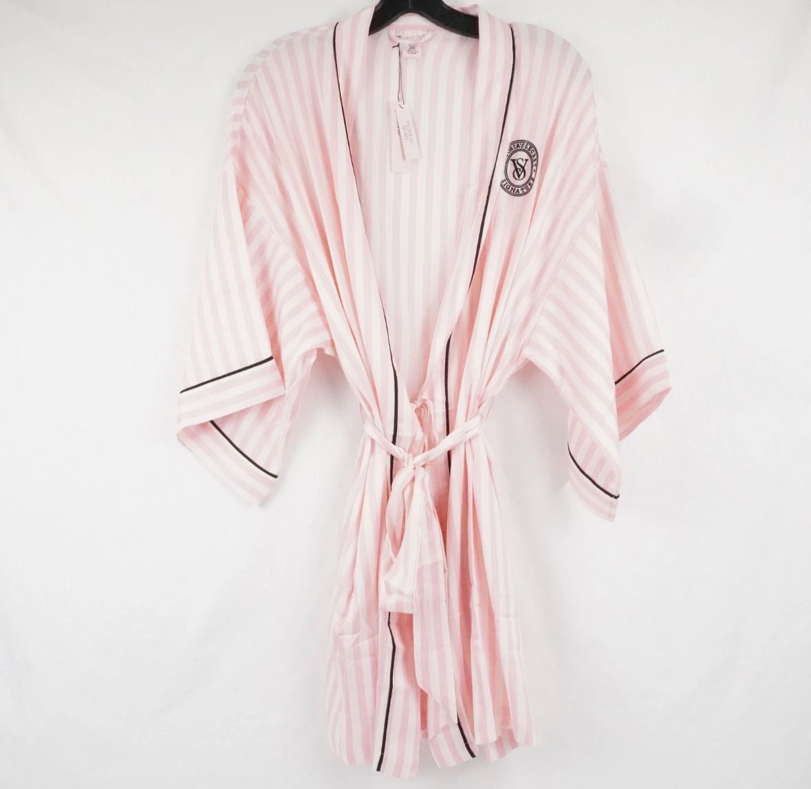 Victoria’s secret 1x Pink & White Striped Robe Size M