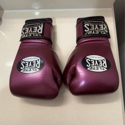 Boxing Gloves “CLETO REYES “ 16 Oz