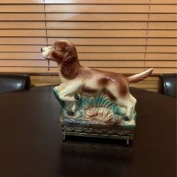 Maddux Dog Planter with Stand