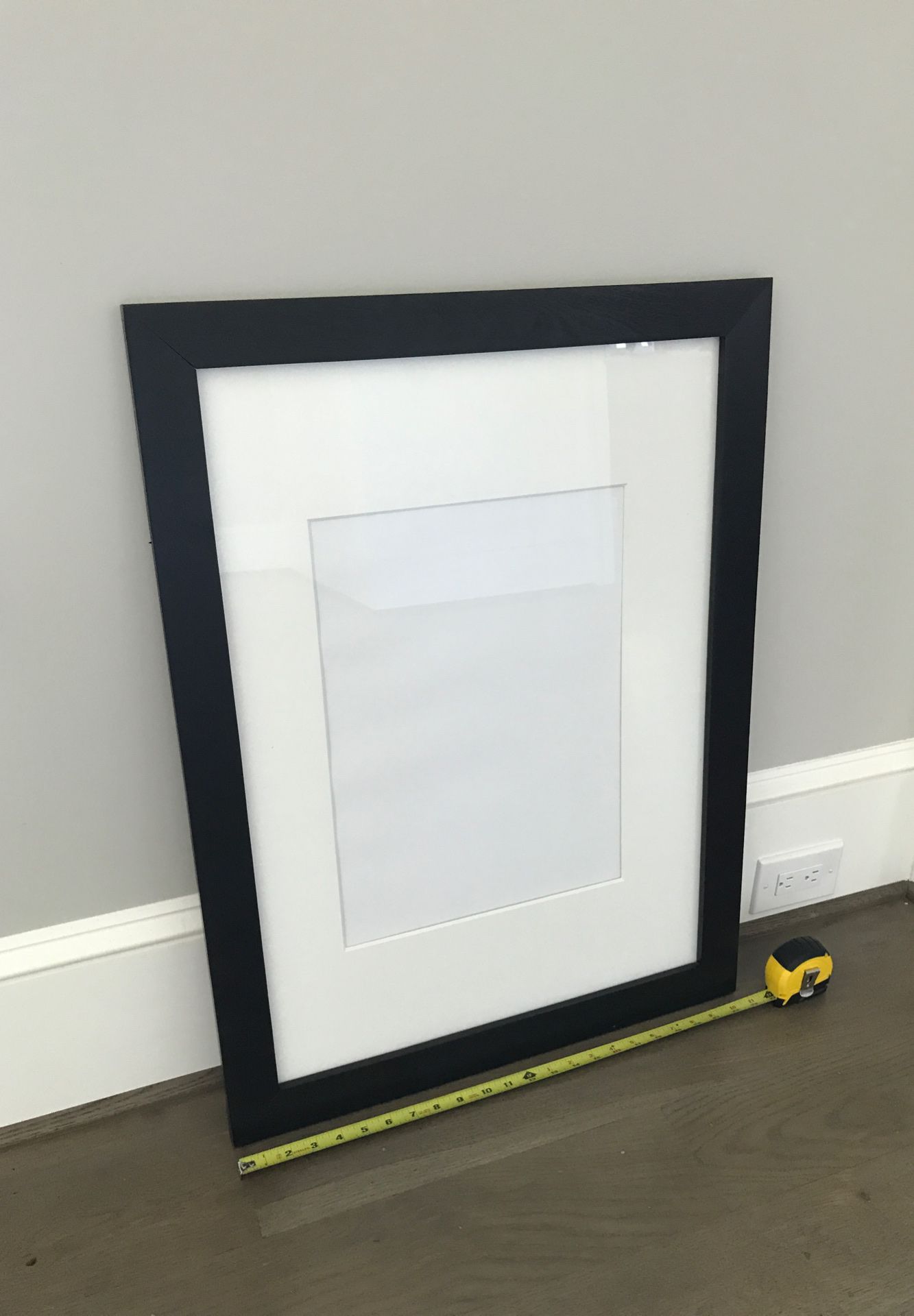 Large photo frame (IKEA) - perfect condition