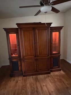 Tv entertainment set