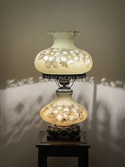  Vintage 3 Way Table Lamp 
