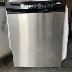 Excellent Condition! Dishwasher Working Good. Stainless Steel And Black