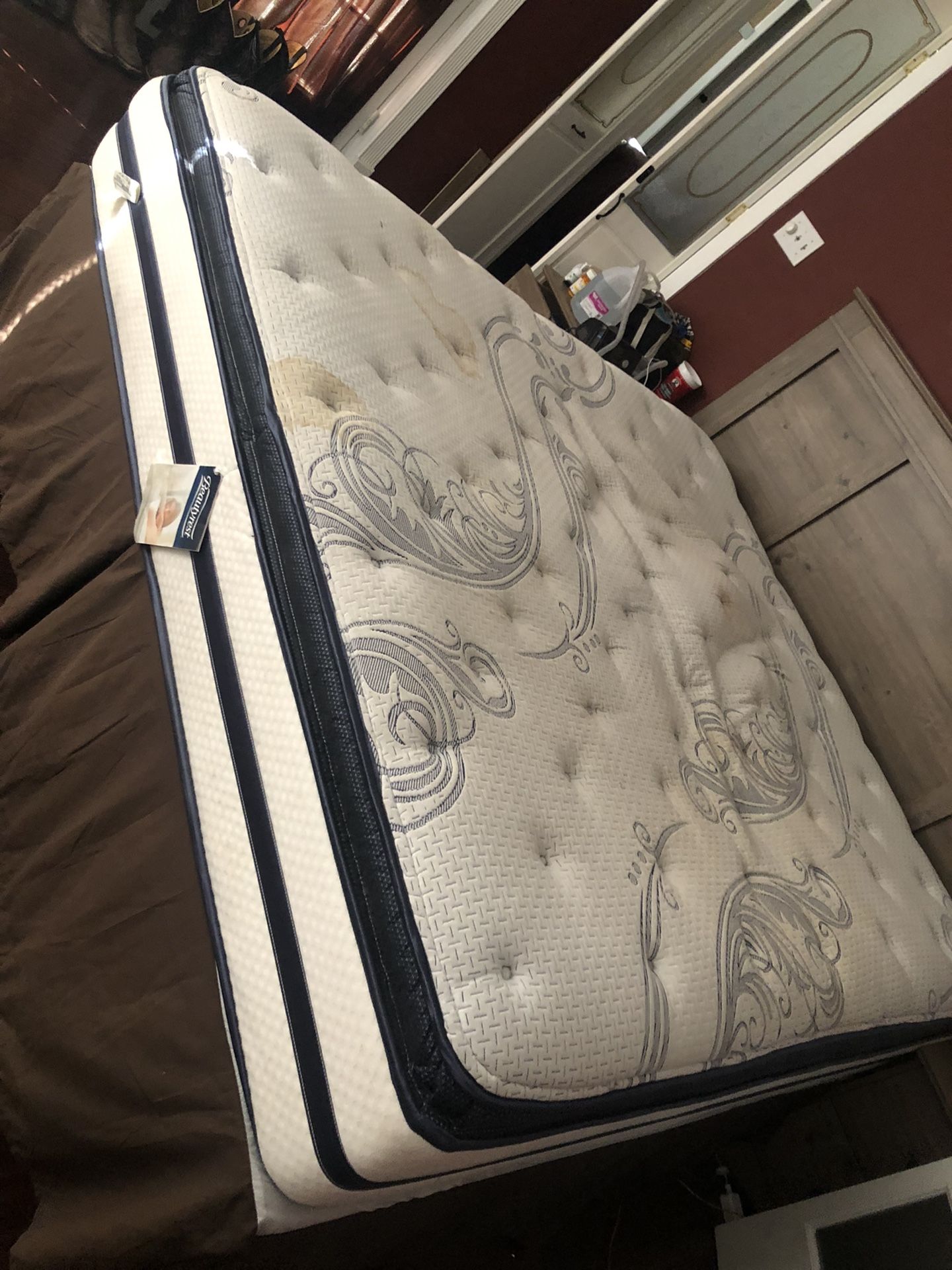 King Beautyrest Mattress