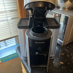 Nespresso Pod Machine ( Silver )