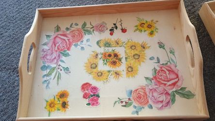Serving tray