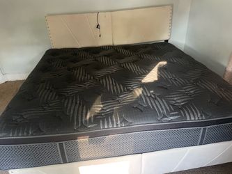 King size bed with mattress