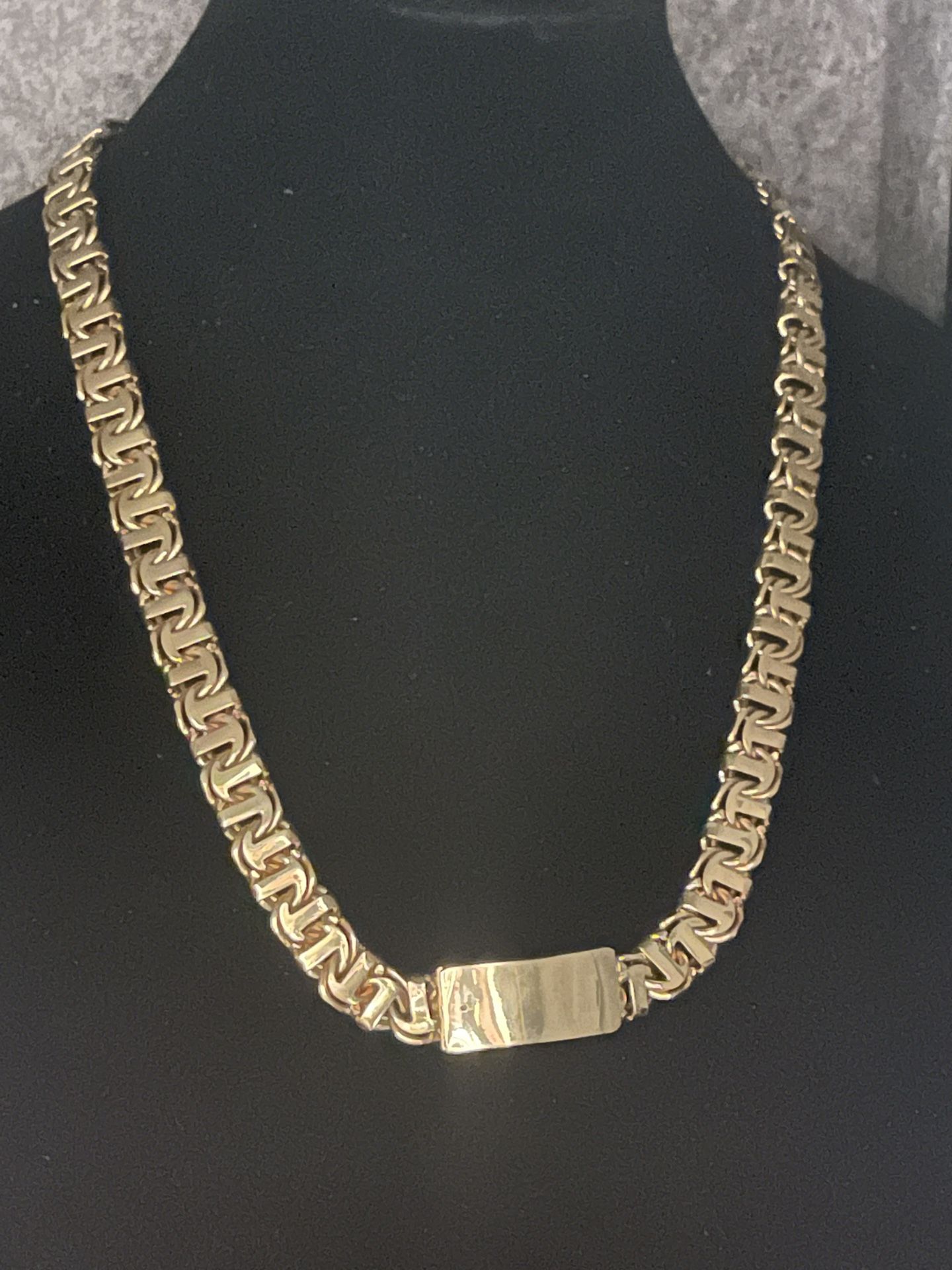 Huge Gold Chain 15,000$