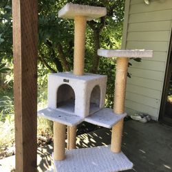 Cat Tree, Armarkat Scratch furniture 