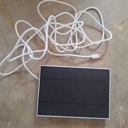 Solar Powered USB C Charger