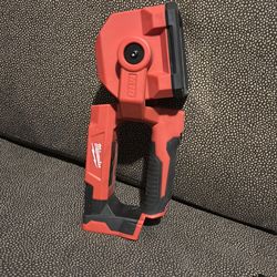 Milwaukee LED search light